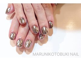 ミラーネイル