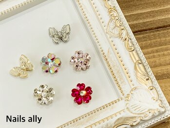 ネイルズアリー 立川店(Nails ally)/フラワー×ビジュー×ちょうちょ