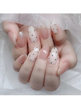 ピンク×ドットネイル