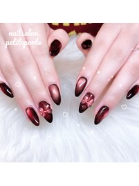 黒ベース×赤マグ×クリアリボン