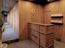 アイズムモア 名古屋伏見(I’sm more)の雰囲気（お目元も髪も心も安らぐ大人の隠れ家サロン/メンズアイブロウ）