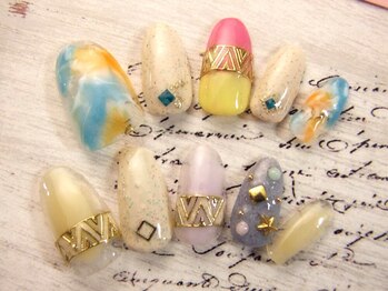 ハッピービューティー(Happy Beauty)/エスニックラインデザイン。