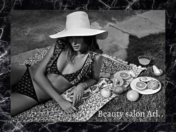 アール(Arl..)/Vラインの形