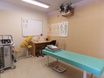 おはな整骨院 帯山院/施術室1