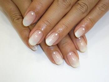 ネイル サロン ピュア ホワイト(Nail Salon Pure White)/【Pure White】グラデーション