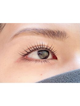 ボリュームのある目元にしたい