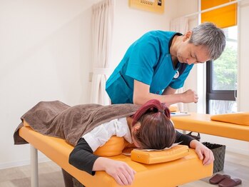 最後の整体 南郷18丁目駅院の写真/ガチガチに固まった肩・首を根本改善！呼吸が深くなるような開放感を味わえます◎眼精疲労もスッキリ解消♪