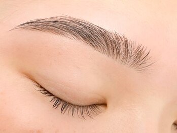 リベラ(Rivera)/アイブロウスタイリング