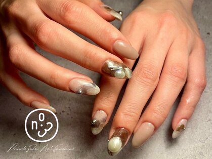 ナンバースリー シロカネ(No.3 Shirokane)の写真