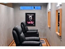 エルアイシービューティーサロン(L.I.C Beauty Salon)の雰囲気（良い意味でサロン感がない拘り抜いた店内にさせていただいてます）