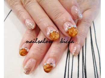 キッカ(kicca)/　べっ甲ネイル　