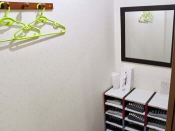 サクラ カイロプラクティック アンド もみほぐし(SAKURA)/更衣室