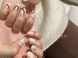 【パラジェル】ちぐはぐネイル