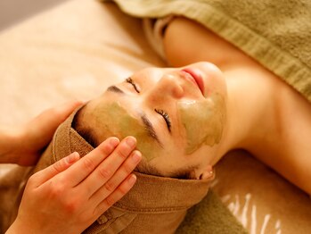 エミュ(emu)/STEP.5 ハーブトリートメント