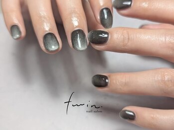 ツイン(twin.)/マグネットネイル