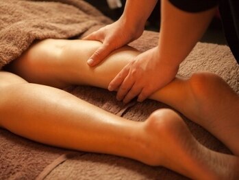 楽々の身の写真/いつも頑張っている自分へのご褒美に【もみほぐし60分＋オイルリンパマッサージ60分（合計120分）10000円】