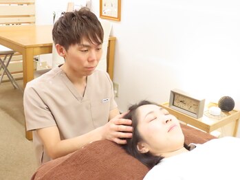整骨院クア(整骨院KUR)/ヘッドスパで首肩がふにゃふにゃ