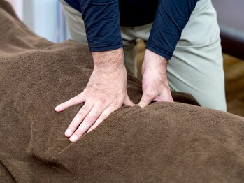 葛西橋りゅうせい整体院の写真/【平日22時まで受付】仕事帰りに駆け込める救世主！国家資格者の「深層筋アプローチ」で、芯から軽くなる◎