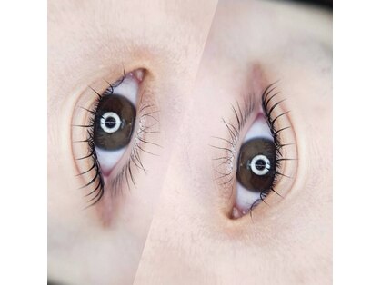 ナチュラルアイブロウ(Natural Eyebrow)の写真
