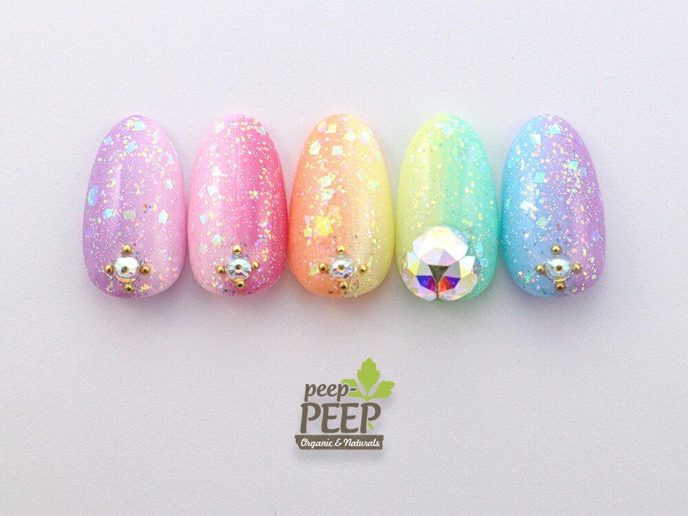 2026年冬トレンド】マーメイドカラーのネイルデザイン集｜人気順