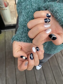 カマルスパラトゥ(KAMAL spa RATU)/ラメ×モノクロ