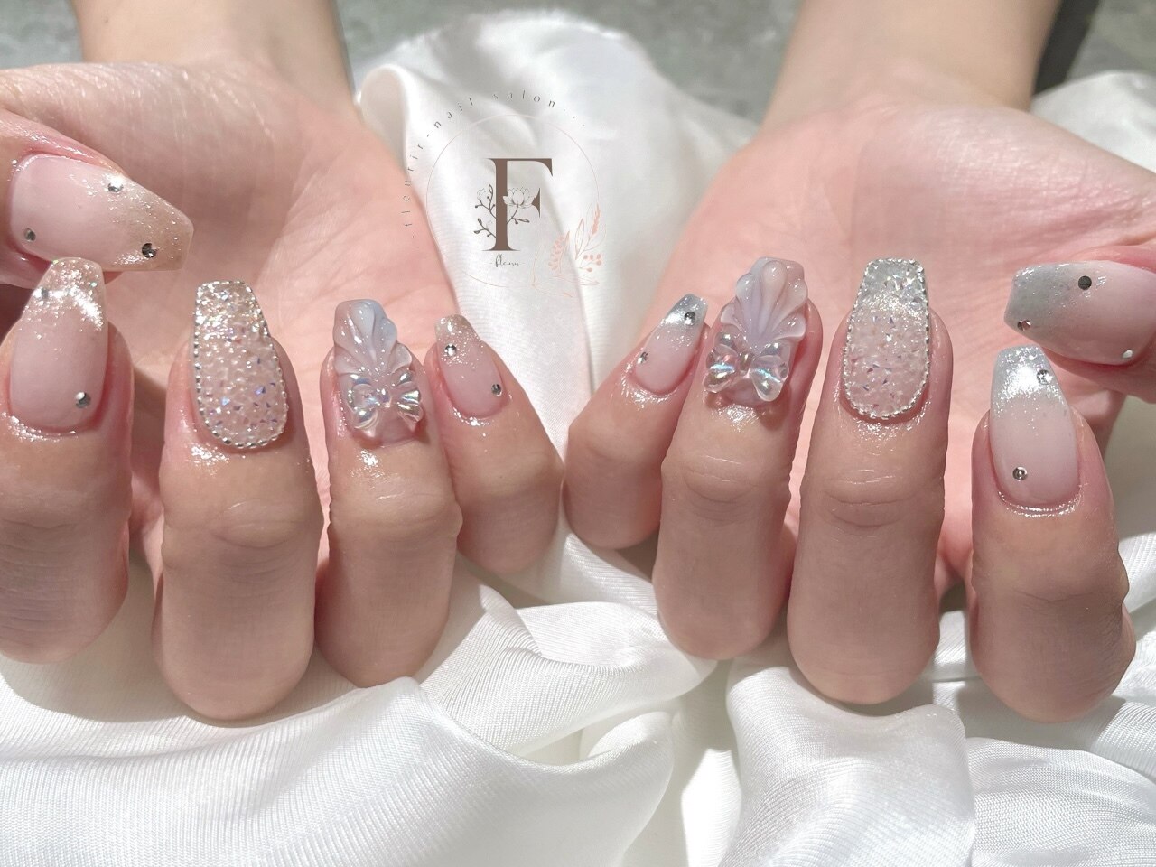 ネイルチップ 水光 ワンホン グラデ マグネット ちゅるん ピクシー ネイルチップ 水光 ワンホン グラデ マグネット ちゅるん ピクシー