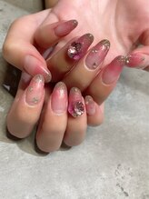 エム(em)/ビジューnail