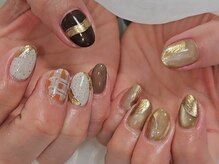 フルン(Flun)/チグハグネイル