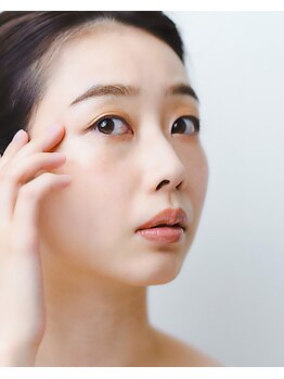 彩葉-結び-【7月7日OPEN（予定）】の写真/ほうれい線が深くなってきたと感じたら。フェイスラインのたるみに寄り添い、自信を育むケアを♪