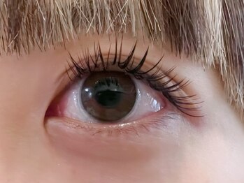 ニコ(NICO.)の写真/【目の形や生え癖に合わせて丁寧に施術！】瓦町駅から徒歩5分◎高技術だから仕上がり&モチの良さに感動★