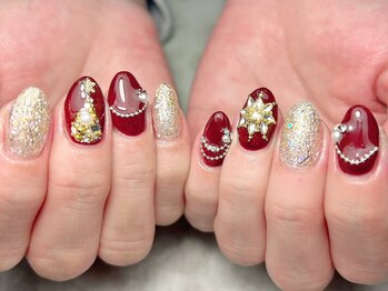 ブリスフルハピネス(Blissful happiness)/キラキラクリスマスネイル!