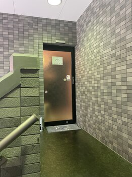 ジュゲム(JUGEM)/2階が当店です