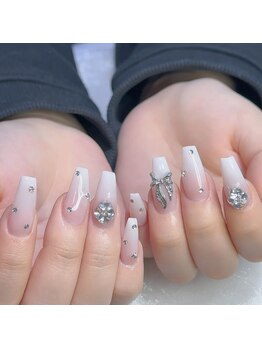 クイーンズビューティーサロン 新宿本店(Queen's beauty salon)/チップ長さ出しやり放題