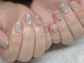 グレージュマグネットデザイン