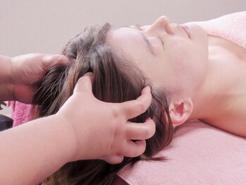 きらくるの写真/脳と頭皮に活力!頭をしっかりほぐし、強炭酸×幹細胞エキス配合〈神泡ヘッドスパ〉で頭皮にハリと潤いを◎