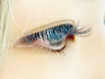 サロンドットクッキー 尼崎(Salon.Cookie)/ ブラウン×ターコイズ×レッド