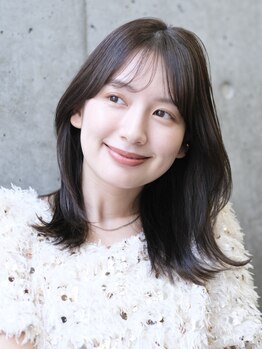 ビー バイ アイキャンディー(B by eye candy)の写真/豊富なバリエーションでALLブラウンやMIX等OK♪透明感溢れる垢抜けまつ毛に！ナチュラルで儚げな目元に。