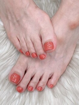 ネイルズ アヴァンティ(Nails Avanti)/親指アート付フットジェル