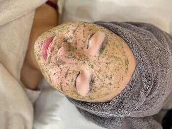 メメピュア 豊中(me me pure)の写真/【全顔＋首】韓国水光肌・ハーブピーリング［REVIハーブピーリング2g＆オプション付］60分¥15400→¥8,800 