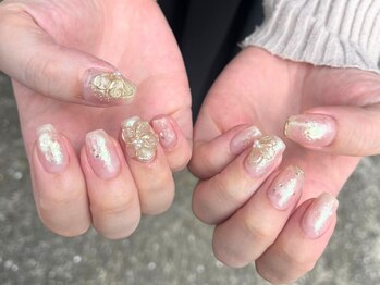 サクノネイル(SAKUNONAIL)/ニュアンスフラワーネイル