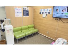 リーフ整骨院 元住吉院/待合室