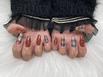 ロエン 北岡崎(ROEN)/チェック柄ネイル