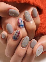 ジュエルナ(jeweluna)/グレーアクセントネイル♪