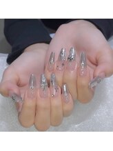 クイーンズビューティーサロン 新宿本店(Queen's beauty salon)/チップ長さだしやりつけ放題