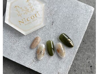 ニコリ(Nicori)/秋ネイル