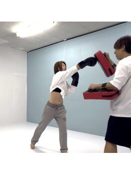 フル(FURU)の写真/祝!移転オープン★体のプロが教えるキックダイエットで理想のボディラインへ♪初回体験千円◎今すぐ挑戦!