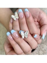 レイネイル レイエステティック 岐阜茜部店(RAY NAIL & RAY ESTHETIC)/ちょうちょ×フレンチ