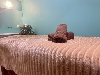 アイリー(iley)/明るく清潔な店内