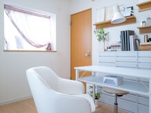 エスネイル(S.nail)の雰囲気（落ち着いた空間で、ゆったりとお過ごしいただけます。）