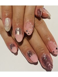 ゆめかわビジューネイル